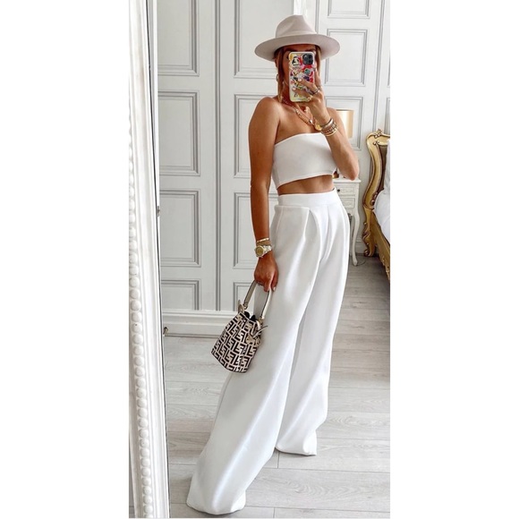 PrettyLittleThing Pants - Used White Bonded Scuba Pleated Extreme Wide Leg Pants